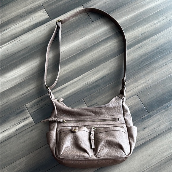Bueno Handbags - Bueno Tan Crossbody Bag with Structured Design